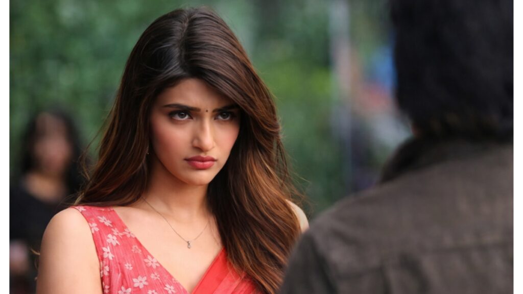 Sreeleela look in Ustaad Bhagat Singh movie still